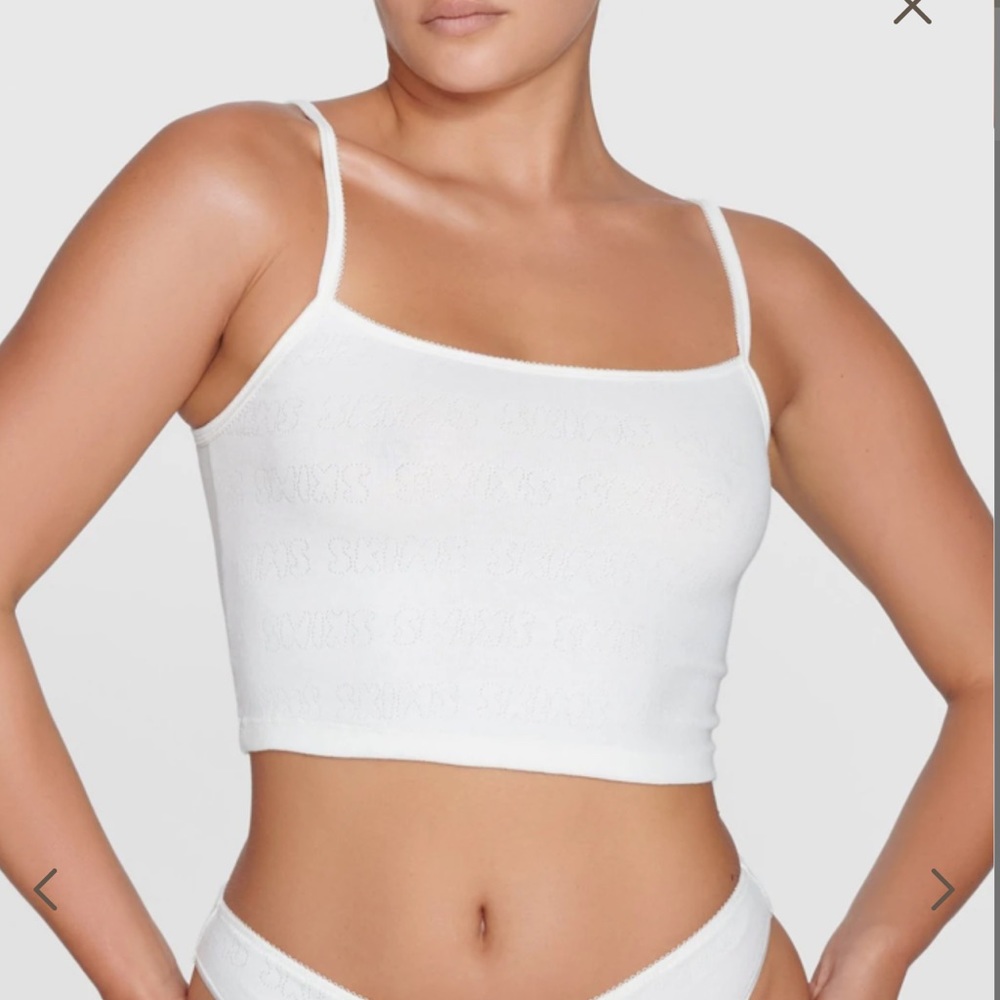 Set of two SKIMS POINTELLE LOGO cami